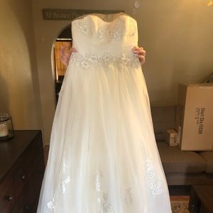 Enzoani Blue Fresno Gown